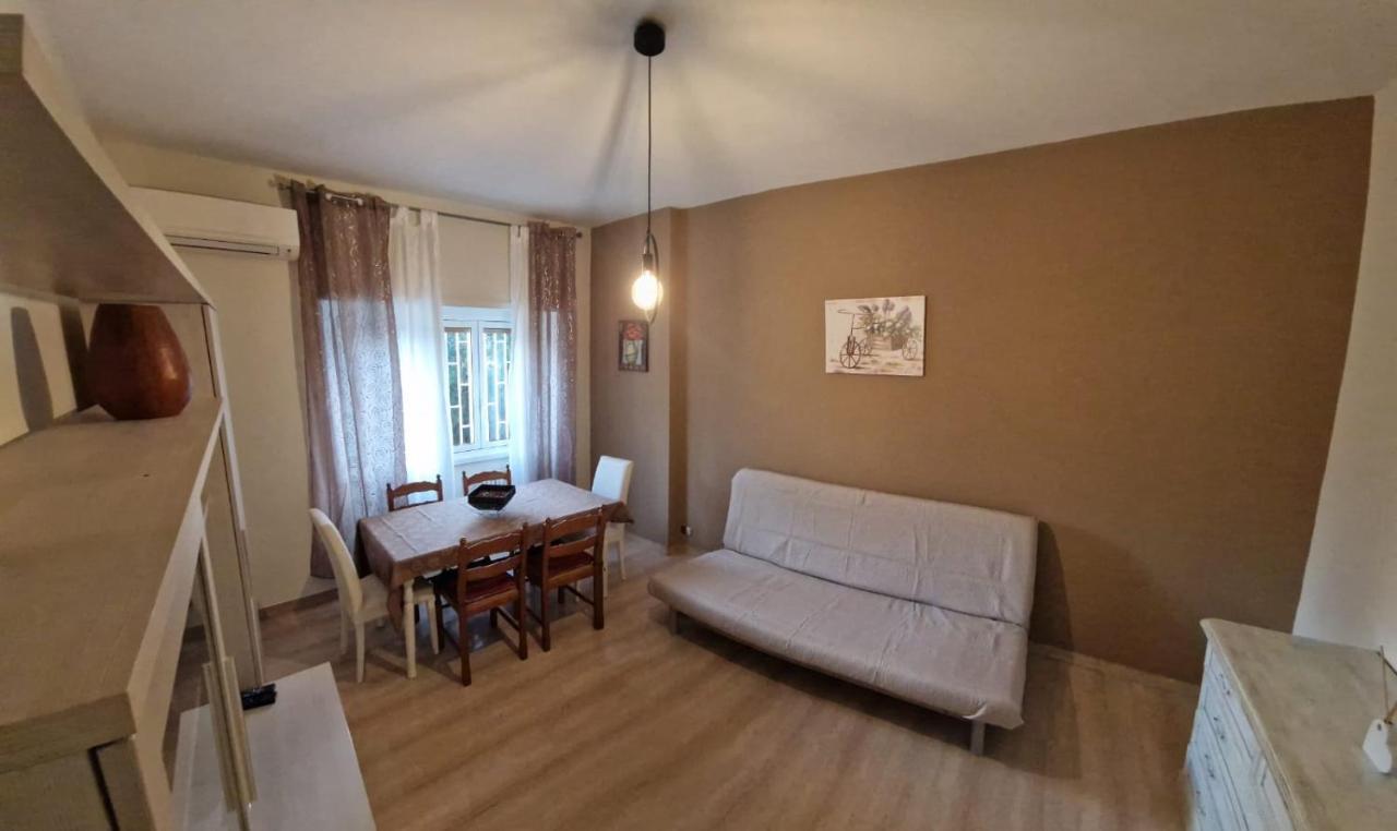 Holiday Home Telese Roma Luaran gambar