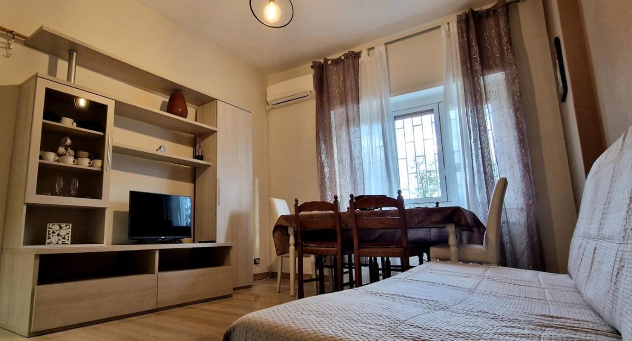 Holiday Home Telese Roma Luaran gambar