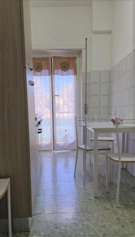 Holiday Home Telese Roma Luaran gambar